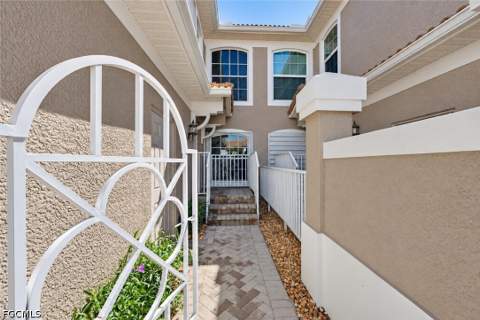 10017 Sky View Way 1505, Fort Myers FL - photo 8 of 46