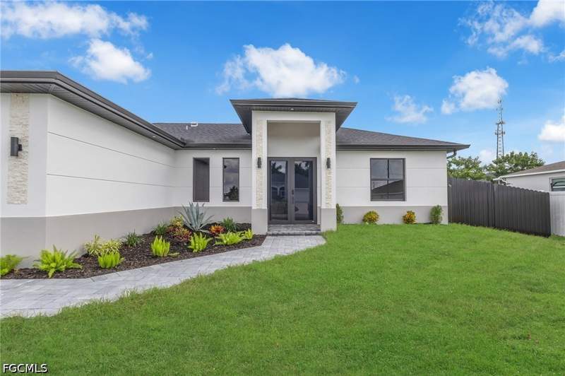 3 bedroom SingleFamilyResidence at 351 SW 24th Pl, Cape Coral, Cape Coral — photo 4