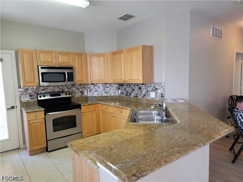 1757 Concordia Lake Cir 3404, Cape Coral FL - photo 12 of 26