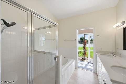 6635 Vancouver Ln, Naples FL - photo 11 of 36