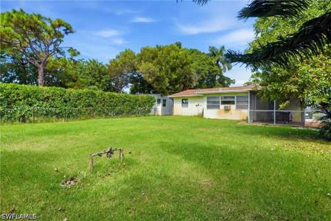 1270 10th Ave N, Naples FL - photo 11 of 17