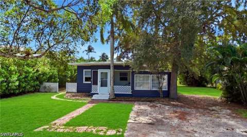 1166 12th Ave N, Naples FL - photo 7 of 25