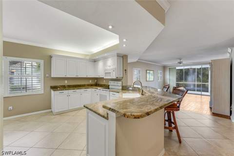 6825 Satinleaf Rd S 101, Naples FL - photo 9 of 31