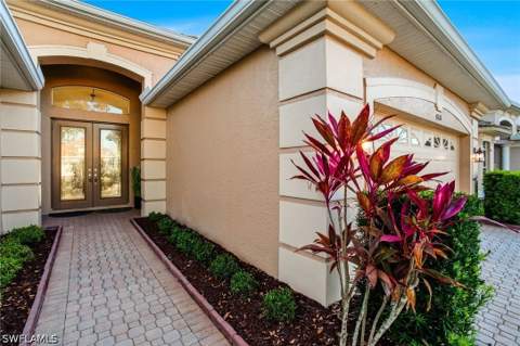 4828 Cerromar Dr, Naples FL - photo 12 of 50