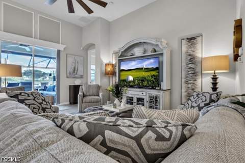 3750 Lakeview Isle Ct, Fort Myers FL - photo 12 of 60