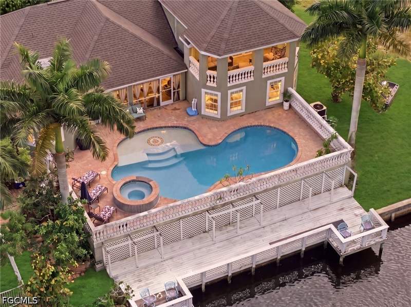 4 bedroom SingleFamilyResidence at 2129 NE 35th Ter, Cape Coral, Cape Coral — photo 4