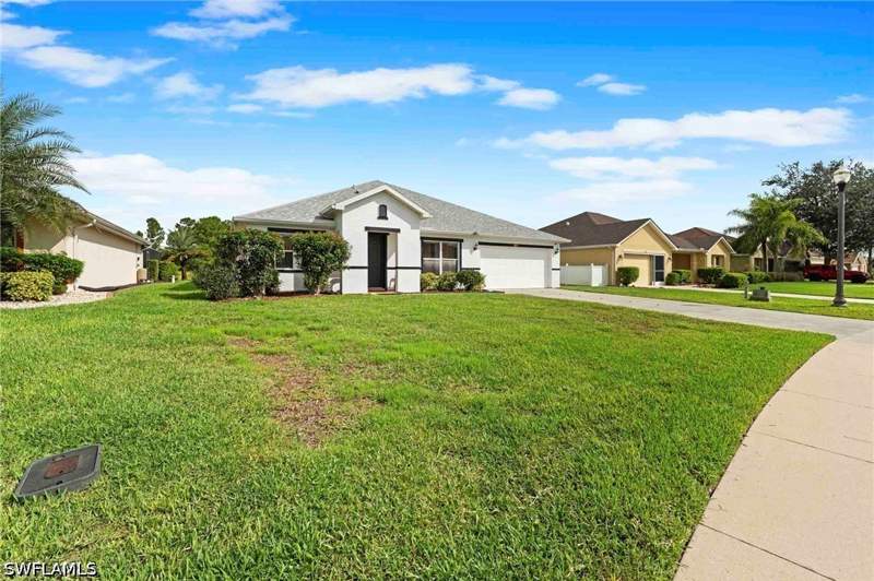 4 bedroom SingleFamilyResidence at 8031 Liriope Loop, Town Lakes, Lehigh Acres — photo 4