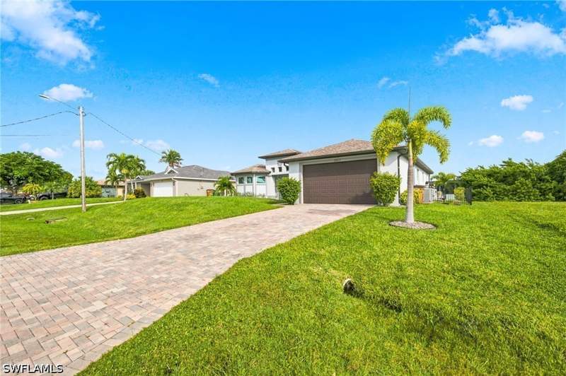 3 bedroom SingleFamilyResidence at 2603 NW 1st St, Cape Coral, Cape Coral — photo 4