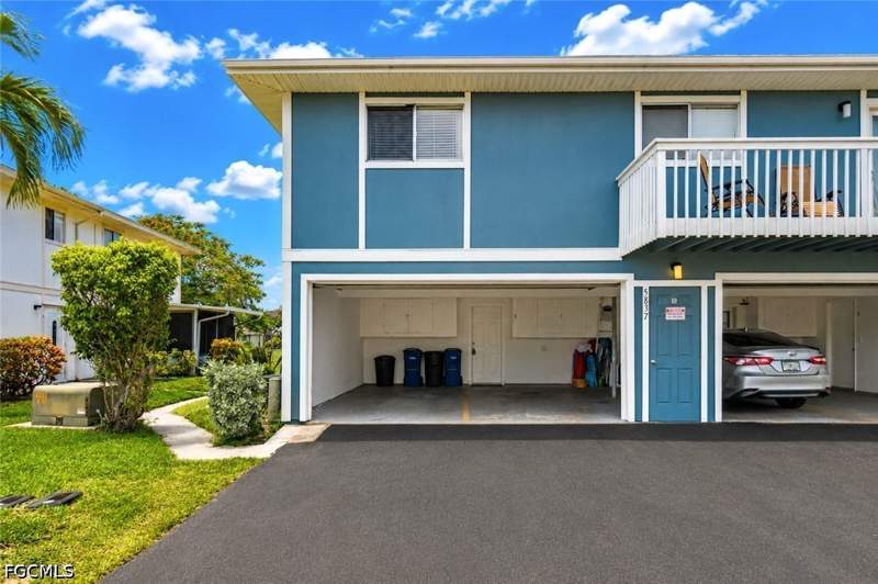 2 bedroom Condominium at 5837 Queen Elizabeth Way 3, Provincetown, Fort Myers — photo 2