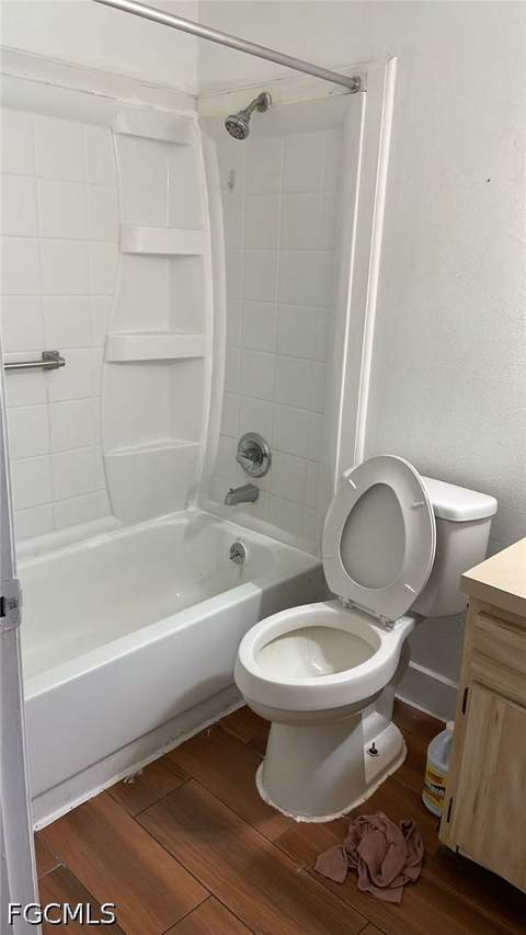 1979 50th St SW, Naples FL - photo 8 of 9