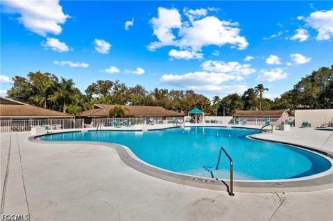 4277 Island Cir 1, Fort Myers FL - photo 18 of 20