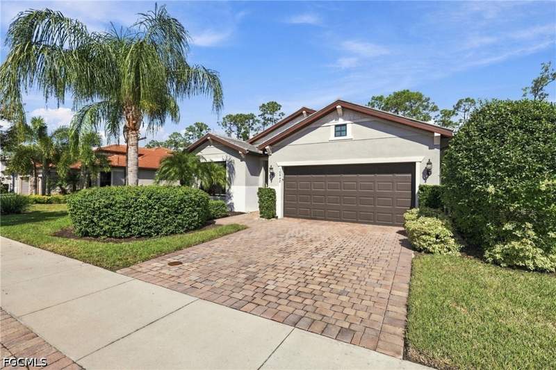 2 bedroom SingleFamilyResidence at 10848 Maitland Way, Bridgetown, Fort Myers — photo 3