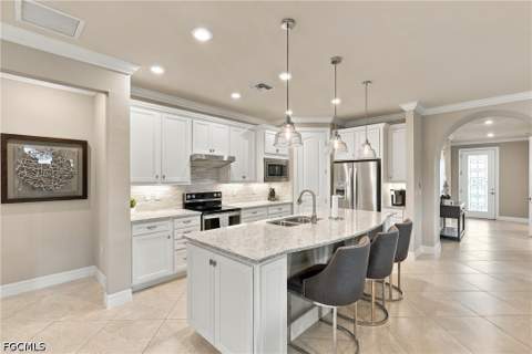 10848 Maitland Way, Fort Myers FL - photo 9 of 46