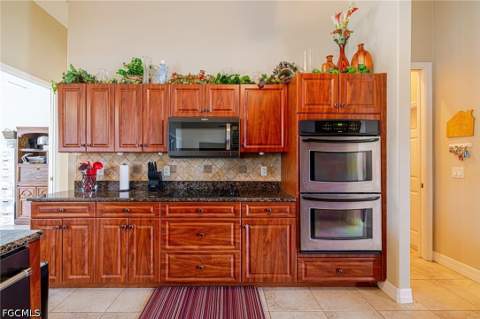 4732 SW 23rd Ave, Cape Coral FL - photo 11 of 49