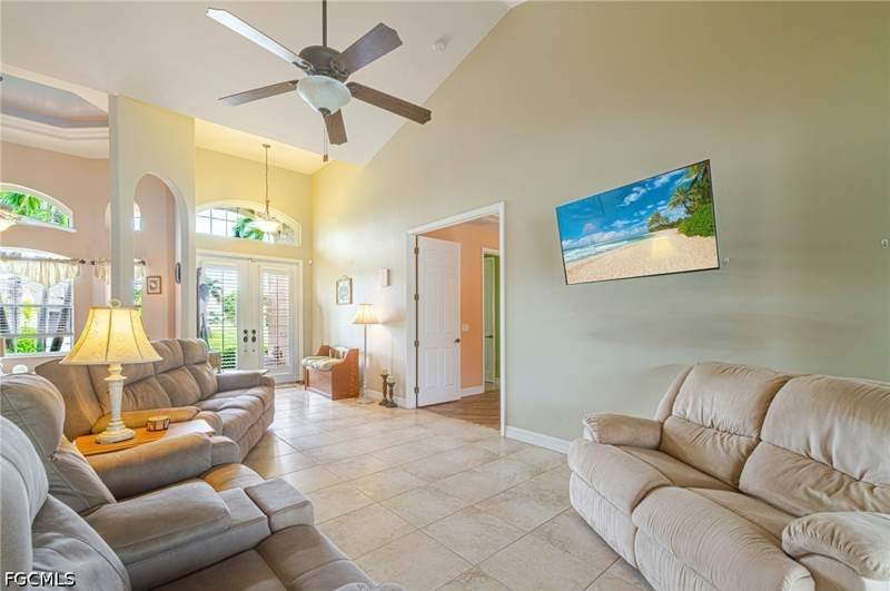 3 bedroom SingleFamilyResidence at 4732 SW 23rd Ave, Cape Coral, Cape Coral — photo 3