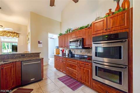 4732 SW 23rd Ave, Cape Coral FL - photo 9 of 49