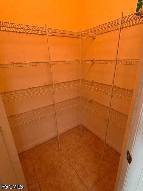 1822 SW 15th Ter, Cape Coral FL - photo 8 of 21