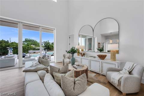2778 Shoreview Dr, Naples FL - photo 11 of 48