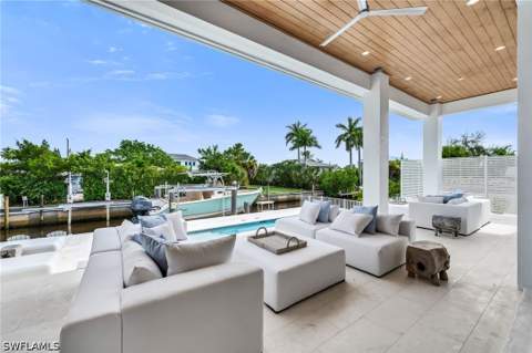 2778 Shoreview Dr, Naples FL - photo 16 of 48