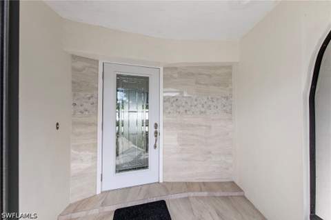 971 N Town And River Dr, Fort Myers FL - photo 6 of 49
