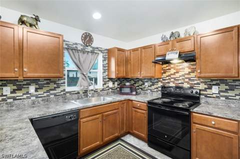 749 Chemstrand St E, Lehigh Acres FL - photo 10 of 24