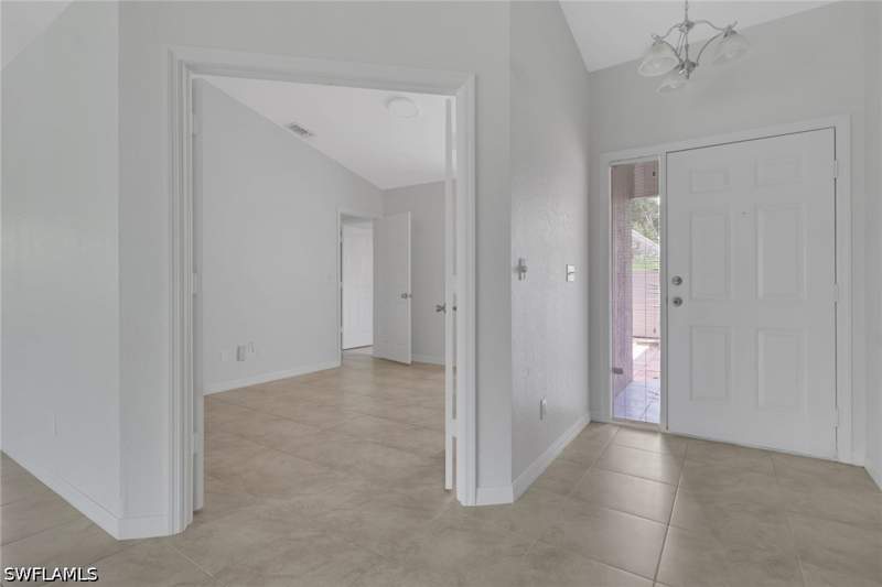 3 bedroom Attached at 351 Emerald Bay Cir R7, Villages At Emerald Bay, Naples — photo 4