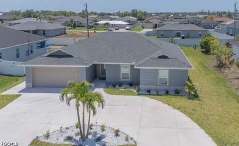 312 Tropicana Pkwy E, Cape Coral FL - photo 8 of 50