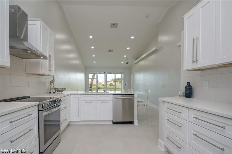 3 bedroom Attached at 7891 Sanctuary Cir 2, The Sanctuary, Naples — photo 4