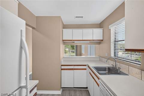 5365 Treetops Dr S206, Naples FL - photo 11 of 23