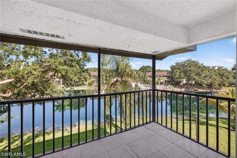 2 bedroom Condominium at 5365 Treetops Dr S206, Woodgate At Naples, Naples — photo 2
