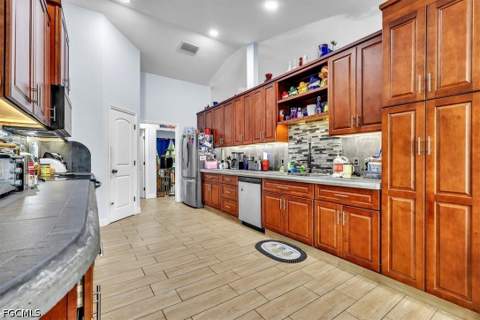 3409 Andalusia Blvd, Cape Coral FL - photo 9 of 38