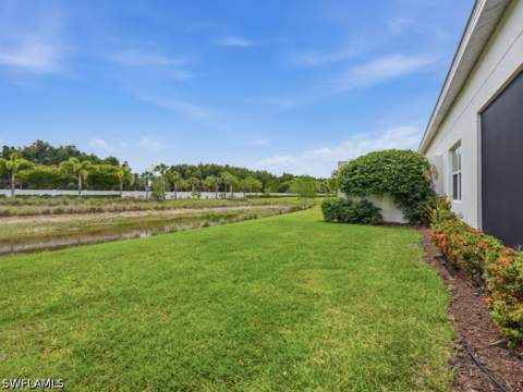 8947 Saint Lucia Dr, Naples FL - photo 16 of 35