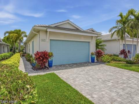 8947 Saint Lucia Dr, Naples FL - photo 18 of 35