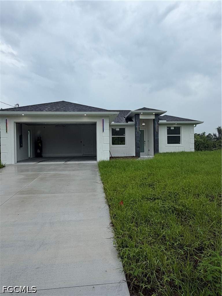 3 bedroom SingleFamilyResidence at 426 Jaipur Dr, Lehigh Acres, Lehigh Acres — photo 2