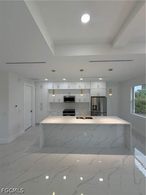 426 Jaipur Dr, Lehigh Acres FL - photo 6 of 18