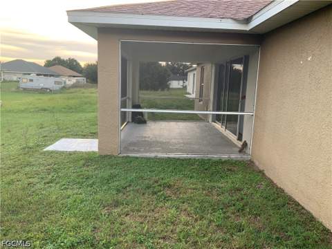 4001 10th St SW, Lehigh Acres FL - photo 10 of 39