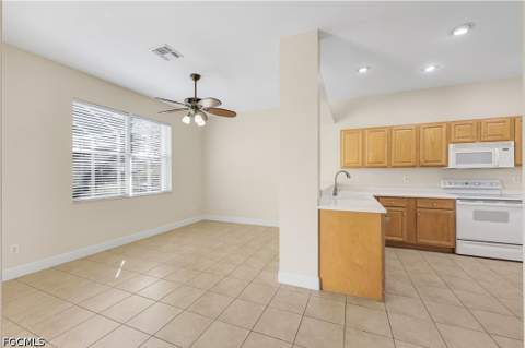 9214 Palm Island Cir, North Fort Myers FL - photo 11 of 19
