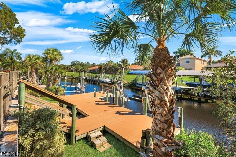 3 bedroom SingleFamilyResidence at 9214 Palm Island Cir, Palm Island, North Fort Myers — photo 4