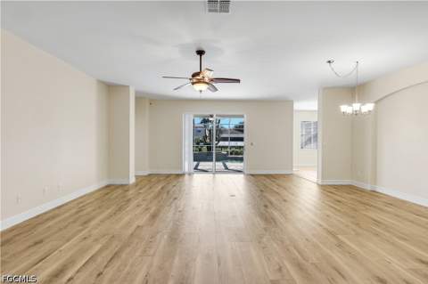 9214 Palm Island Cir, North Fort Myers FL - photo 7 of 19