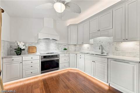 3231 Horse Carriage Way 10, Naples FL - photo 10 of 37