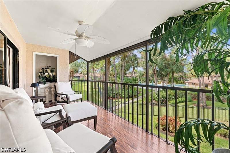 2 bedroom Condominium at 3231 Horse Carriage Way 10, Coach House, Naples — photo 2