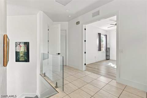 6060 Jonathans Bay Cir 402, Fort Myers FL - photo 10 of 34