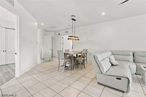 6060 Jonathans Bay Cir 402, Fort Myers FL - photo 7 of 34