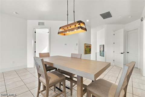 6060 Jonathans Bay Cir 402, Fort Myers FL - photo 8 of 34