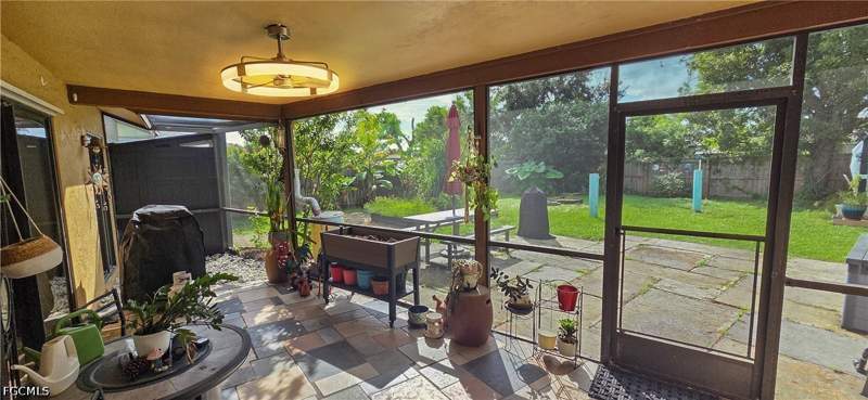 3 bedroom SingleFamilyResidence at 2222 SE 15th St, Cape Coral, Cape Coral — photo 3