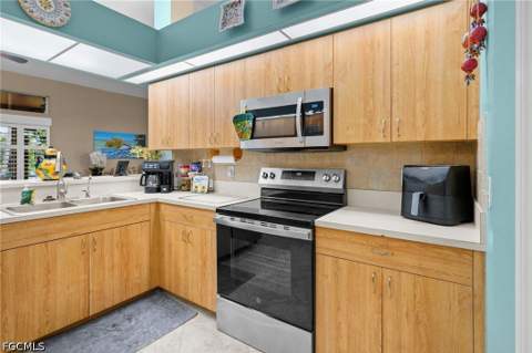 619 Parkdale Blvd, Lehigh Acres FL - photo 11 of 62