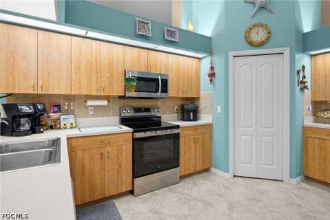 619 Parkdale Blvd, Lehigh Acres FL - photo 15 of 62