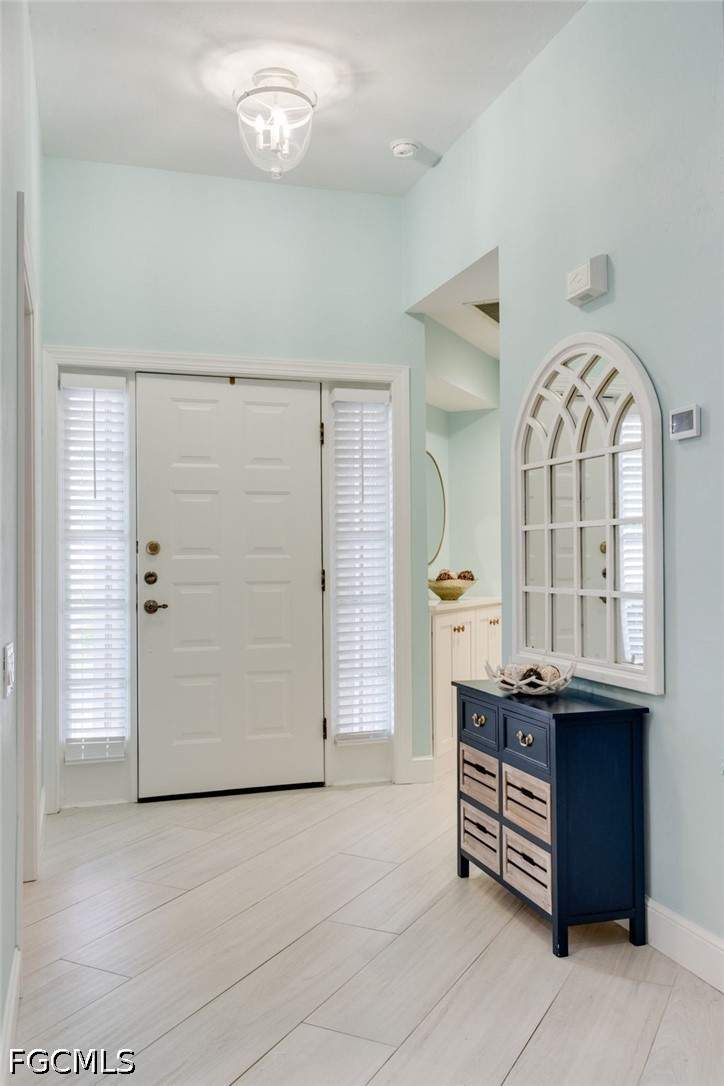 3 bedroom SingleFamilyResidence at 6661 Rolland Ct, Island Park Village, Fort Myers — photo 3