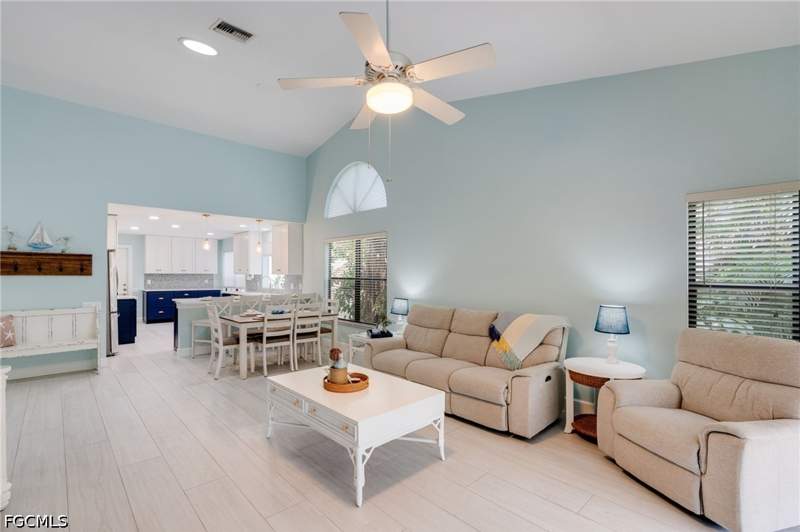 3 bedroom SingleFamilyResidence at 6661 Rolland Ct, Island Park Village, Fort Myers — photo 4