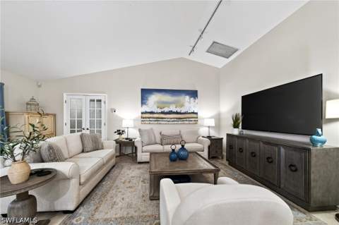 2370 Pine Woods Cir 35, Naples FL - photo 6 of 43